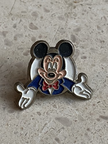 Pin mickey esso arthus - mickey,