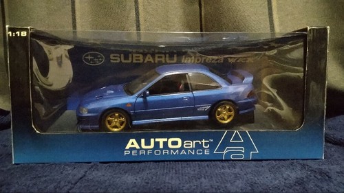 Autoart subaru impreza - 1/18,