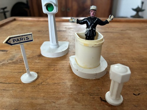 Jouet minialuxe 43 guerite - jouet, 1:43