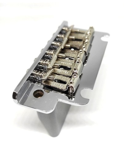 Vibrato stratocaster fender - vibrato,