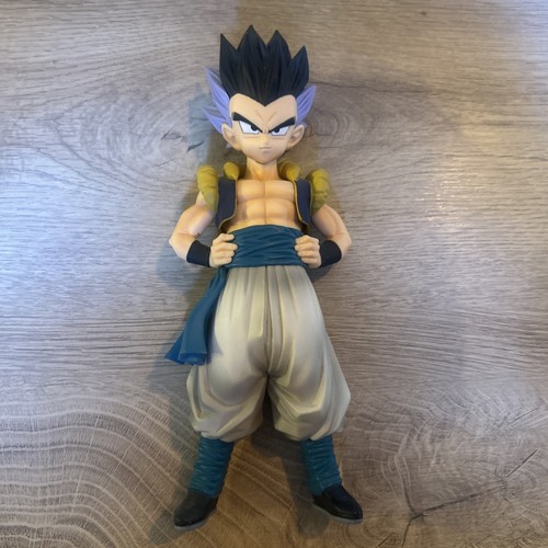 Dragon ball figurine - z,