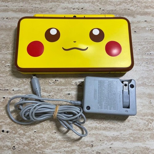 New nintendo 2ds pikachu - nintendo,