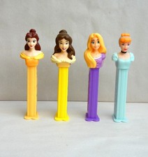 lot 4 distributeurs PEZ