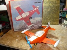 ANCIEN  JOUET FRANCE JOUSTRA AVION  HELICE SANCHIS  1975 JEP CIJ