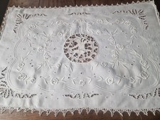 linge ancien :  CENTRE DE
