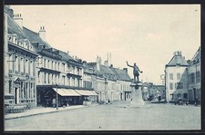 CPA Guise, Place d´Armes et Rue André-Godin 
