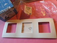 Arnould 50720 ou 608 82 - Plaque Triple Arnoud Espace Lumière entraxe 71mm