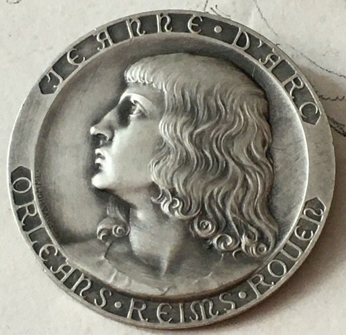 Broche médaille jeanne arc - jeanne, d'arc