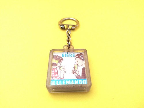 Rare ancien porte clés - porte,
