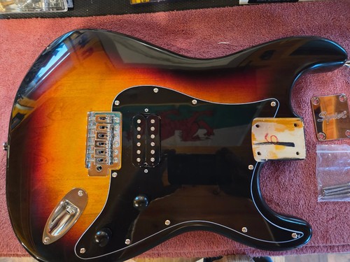 Squier affinity stratocaster - squier,