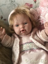 Arias : Une adorable petite