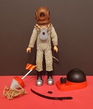 ANCIENNE FIGURINE MADELMAN