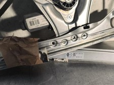 Leve vitre electrique avant