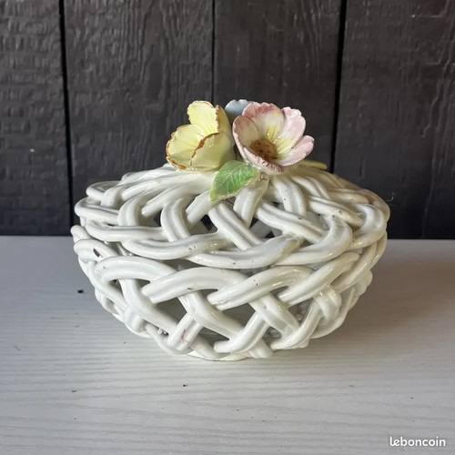 Vintage capodimonte porcelain - capodimonte,