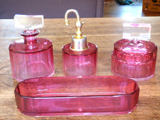 4 PIECES D'ENSEMBLE DE