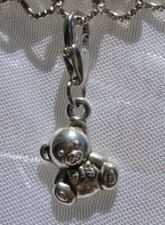 1 CHARM SUR MOUSQUETON COEUR