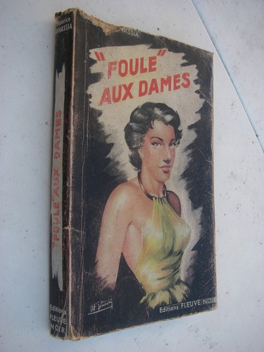 Foule aux dames ghnassia - aux,