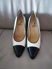 Escarpin neuf en cuir ERNEST pointure 37 bleu marine et blanc