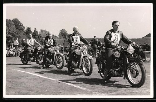 Carte postale photo - , moto