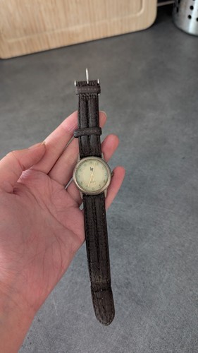 Montre quartz ancienne - montre, hp