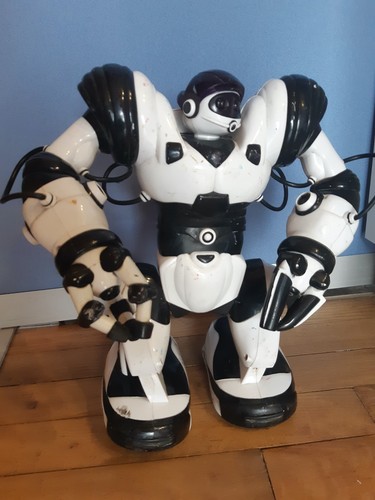 Robot wowwee robosapien 55 - v2, (55