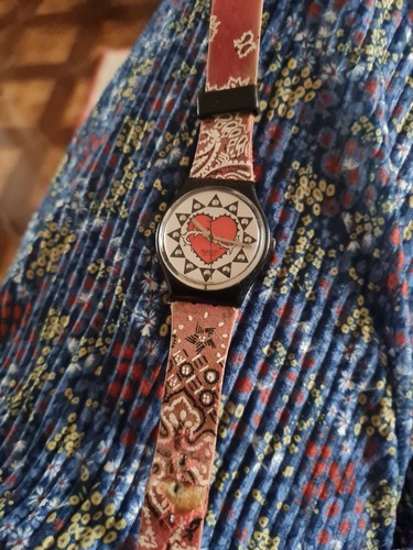 Montre swatch bandana rouge - swatch,