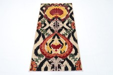 Tapis Suzani 3 x 5 pieds