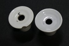 lot de 2 anciens encriers en porcelaine de pupitre d' ecole 5