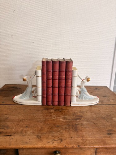 Paire serre livre - paire, art