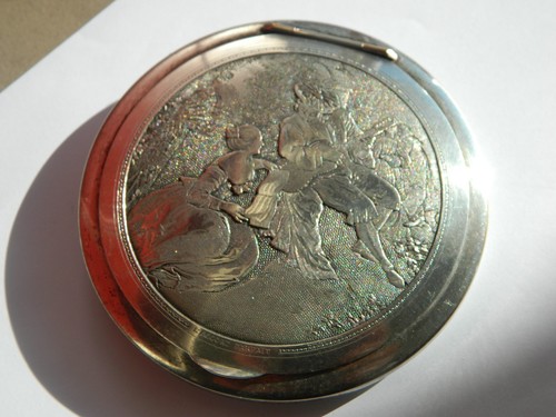 Superbe poudrier vintage - superbe, en