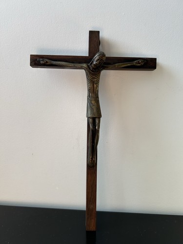 Christ croix trecy - en, dans