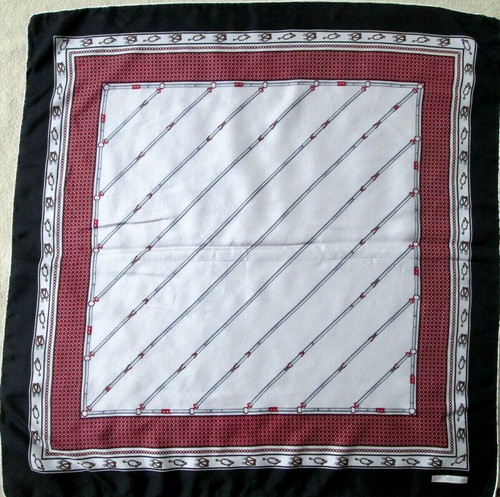 Superbe foulard celine soie - celine,