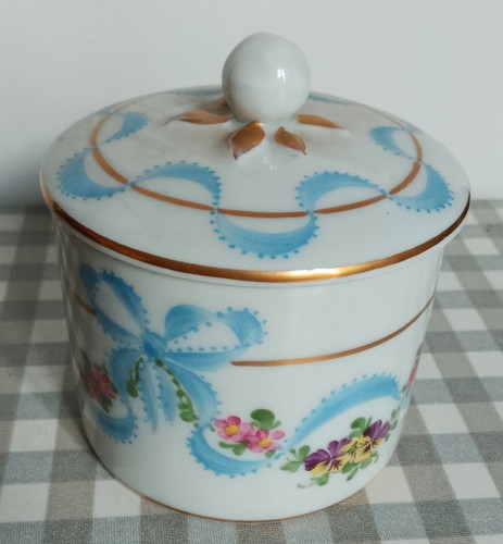Vintage joli petit pot - joli,