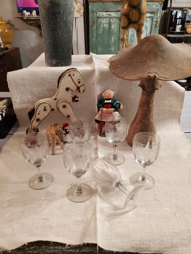 Elégants verres a vin - 6, ou