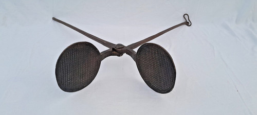 Outil ancien gaufrier - ancien,