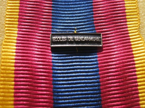 Agrafe miniature ecoles - agrafe,