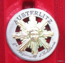 INSIGNE MILITAIRE ARTHUS BERTRAND EDITIONS ATLAS  /  8 ème RA