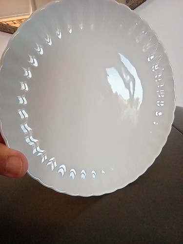 Assiette porcelaine - 1, en