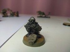 Squat nain rogue trader