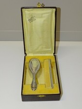 -NECESSAIRE DE TOILETTE POUR