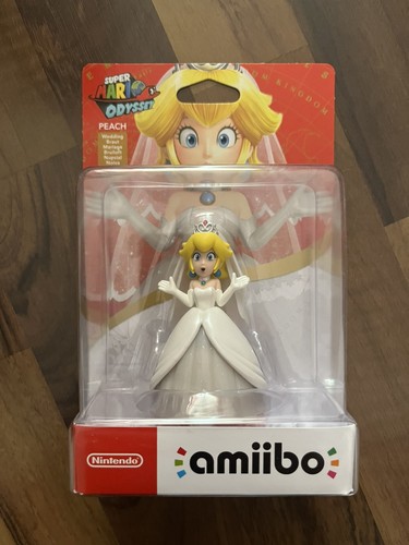 Nintendo amiibo figurine - , peach