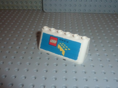Lego windscreen x 2 with - x,