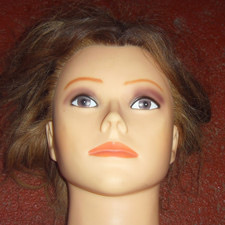 Ancienne tête de mannequin coiffure 25 cm