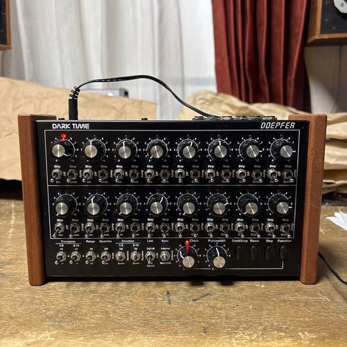 Doepfer dark time step - 16,