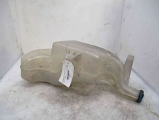 Reservoir lave-glace avant 4710 Iveco DAILY III