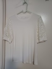 UNBRANDED WOMANS PULLOVER