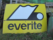 Très rare  grande  plaque