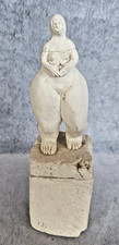 VINTAGE STATUETTE MOULAGE
