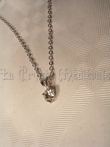 Pendentif solitaire cristal