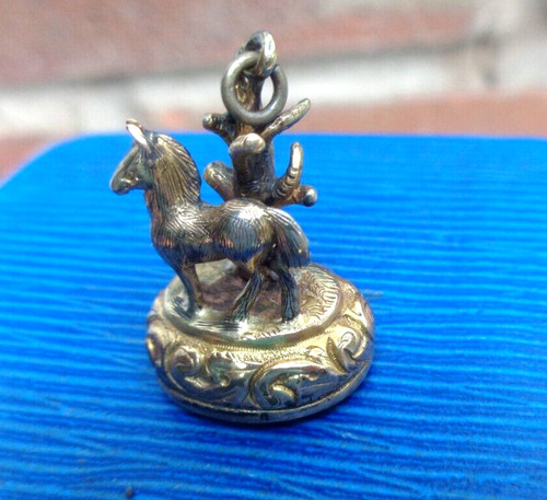 Pendentif seal montre en - seal,